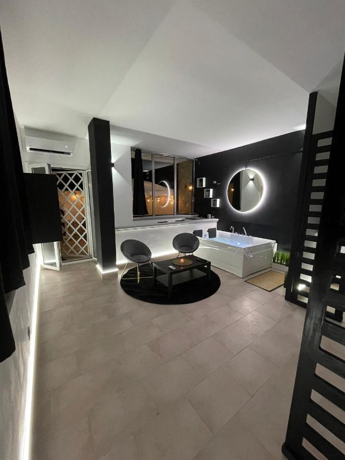 Central Wellness Suite Bari Bagian luar foto
