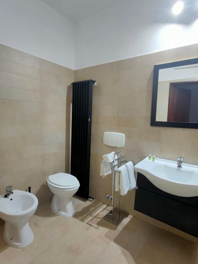 Central Wellness Suite Bari Bagian luar foto